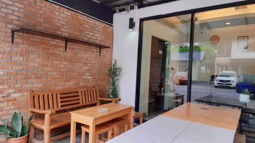 Wat Ket Hotel | Jonah Hotel