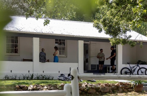 Stellenbosch Apartment | Jonkershoek Valley Cottage