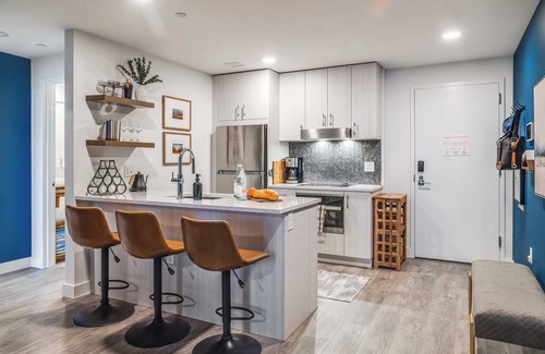 Park City Cottage | Jordanelle Sunrise Modern Condo, Gondola Access, Year-round Outdoor Fun