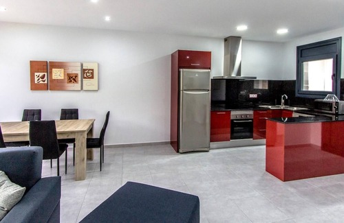 Sils Villa | Josep Antoni Sils 561.548 Villa Ainmi