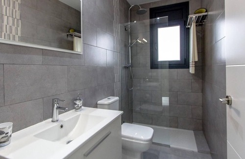 Sils Villa | Josep Antoni Sils 561.548 Villa Ainmi