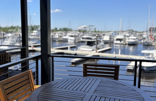 River District Apartment | Journey @ The Cove Riverwalk Villas