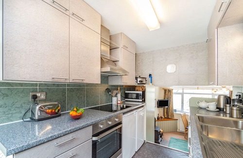Skipton Cottage | JOURNEYMAN LOFT, pet friendly, with open fire in Skipton