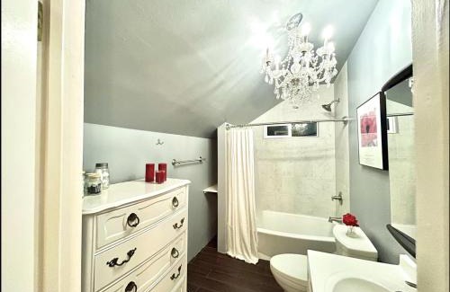 Los Angeles House | Joy Villa