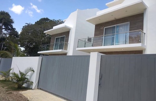 La Esplanada Villa | Joyous villa