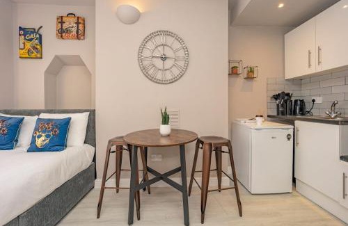 Brighton City Centre Apartment | JoysPick Central Cozy Studio BN164MID10