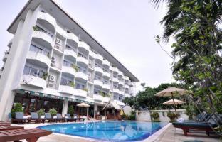 North Pattaya Hotel | JP Villa Pattaya