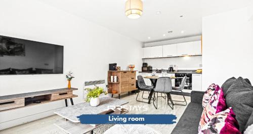 Birmingham City Centre Apartment | JQ 2 Bed Sleeps 6 - JRR STAYS B3 Birmingham
