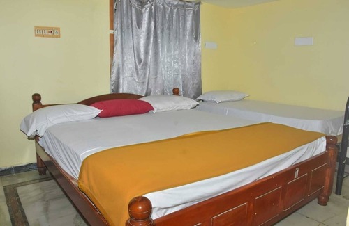 Thirukadaiyur Hotel | JR RESIDENCY