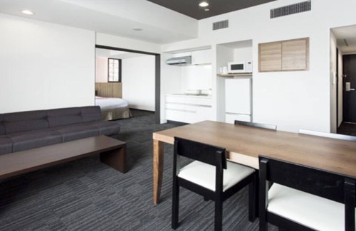 Hyakunincho Hotel | Jr. Suite 1-bedroom in Apart- hotel in charming Shinjuku City