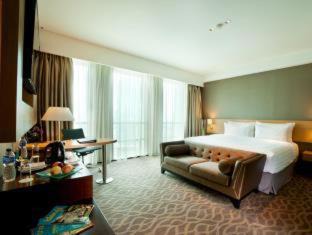 Kuningan Hotel | JS Luwansa Hotel & Convention Center