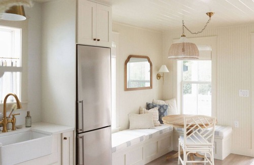 Watercolor Cottage | Juander Inn + Studio Juan + pool on 30A