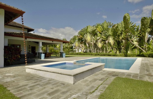 Guayacanes Villa | JuanDolio-Guavaberry+Cozy+3BRD-6BDS-12PAX-WiFi-BBQ-Pool