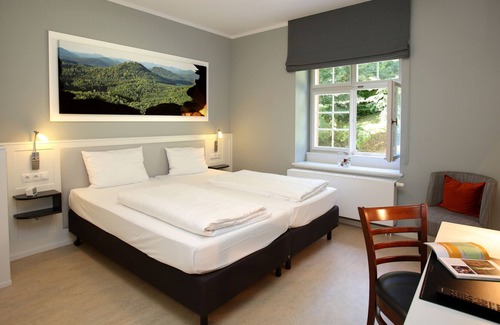 Annweiler am Trifels Hotel | Jugendstilhotel Trifels