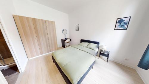 Anatole France Danton Apartment | Jules Tellier T5