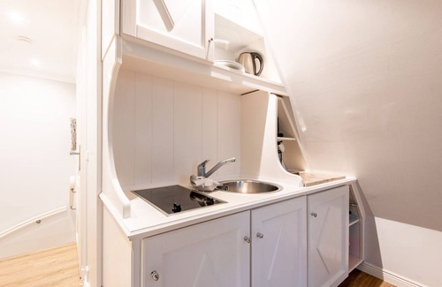 Archsum Apartment | Juliane - Gallery suite - thatched. Nature. Garden.