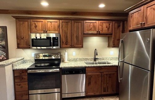 Chalet Village North Apartment | July 4th, Smoky Mountain Getaway!