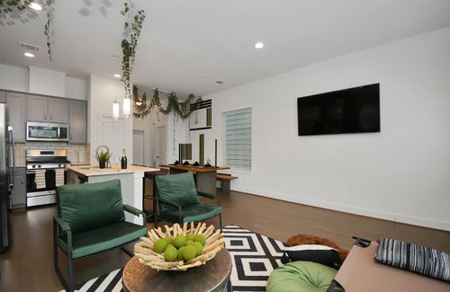 Riverside Terrace House | Jumanji