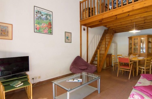 Le Penon House | Juncades by Interhome