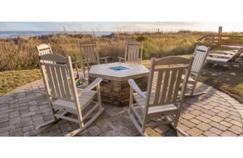 Ash Condo | June 15-22! Price reduced! 1 bedroom, Peaceful Beachfront, Westwinds