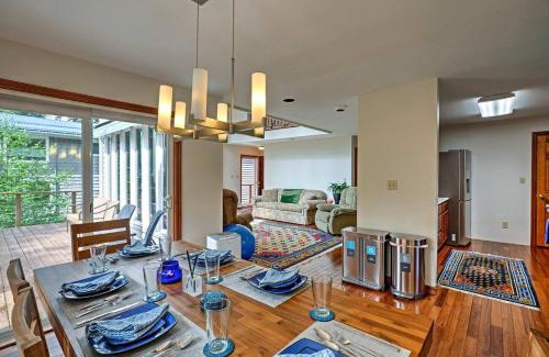 Downtown Juneau Apartment | Juneau Hideaway-Glaciers-5 min to downtown- Hiking