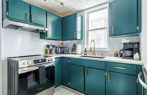 Short North Resort | Jungle House Boutique Suites – Short North & Convention Center