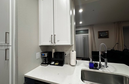 Deep Ellum Apartment | Jungle Inn Deep Ellum
