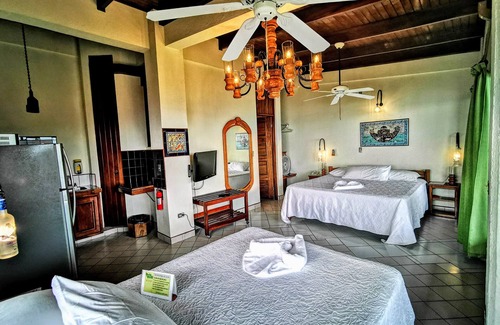 Manuel Antonio Resort | Jungle & Ocean Studio Apartments w Resort Amenities Manuel Antonio Park