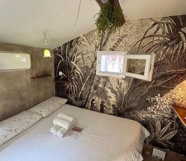 6th Arrondissement Apartment | Jungle Spa