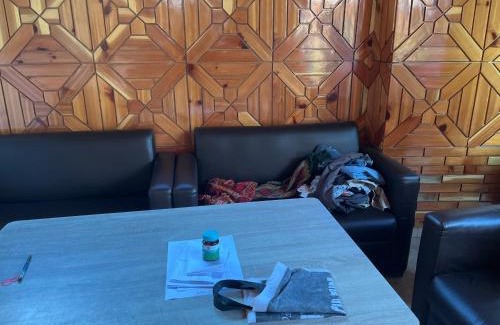 Jibhi Apartment | Jungle tree