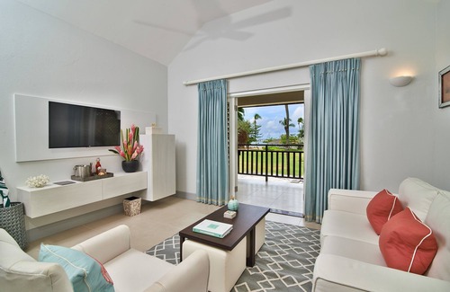 Lance aux Epines Apartment | Junior Suite by Fantasia Villas