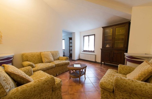 Bucine Apartment | JUNIPER APARTMENT IN THE TUSCAN HILLS