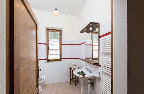 Bucine Apartment | JUNIPER APARTMENT IN THE TUSCAN HILLS