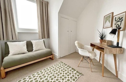 Cliftonville Apartment | Juniper House by Walpole Bay - Margate