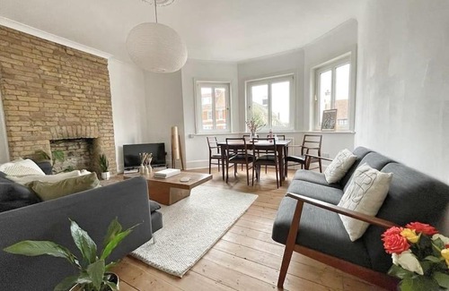 Cliftonville Apartment | Juniper House by Walpole Bay - Margate