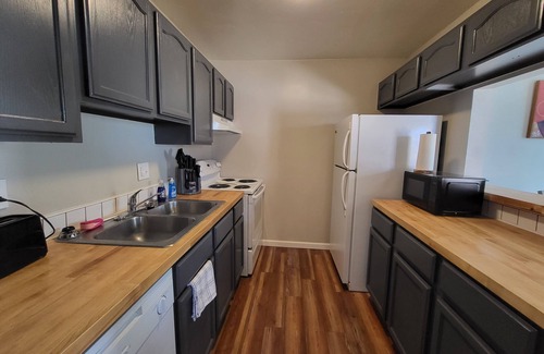 Alamogordo Apartment | Juniper modern livingn