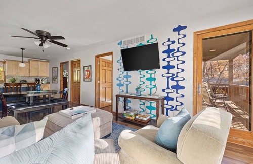 Michiana House | Juniper Presents Awsme Vacay Spot: Firepit, BB Hoop, Games + 2 min. Walk 2 Beach