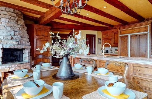 Mammoth Lakes House | Juniper Ridge 16 5000 sq ft, Grand Chateau at Eagle, Expansive Mountain Views by RedAwning