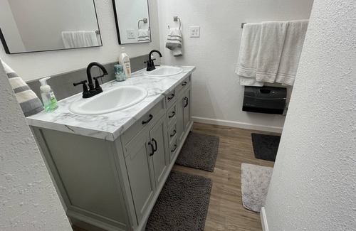 Clay Springs House | Juniper Ridge Family Retreat