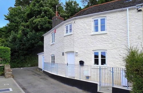 Noss Mayo Cottage | JUNKET COTTAGE, pet friendly, luxury holiday cottage in Noss Mayo