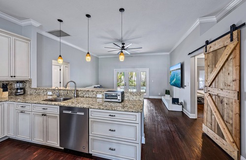 North Palm Beach Heights House | Jupiter Gem: 3-BR Home with Private Pool. Ideal for Year-Round Comfort !
