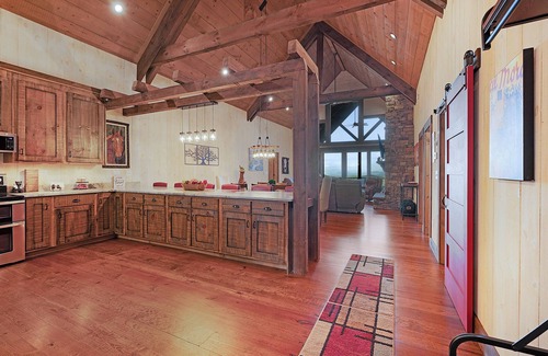 Ridgeline Vistas Cabin | Jupiter on the Mountain