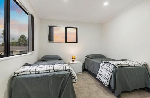 Papakura House | Jupiter St Holiday Home No 4