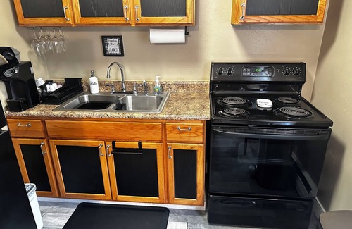 Cheviot Apartment | Jus Enuff!