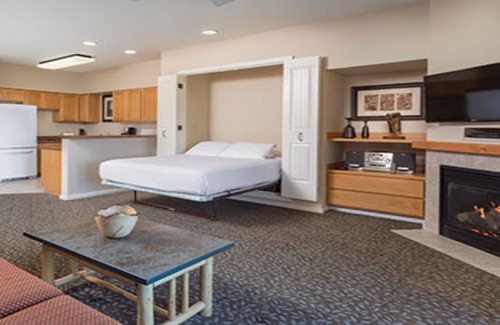 West Yellowstone Condo | Just 1 Mile to the West Entrance to the Park - 2 Bdrm