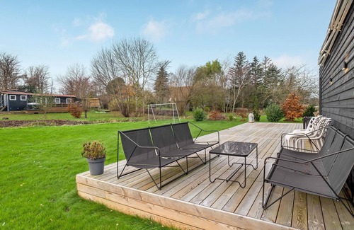 Stege House | Just a few 100 meters from Ulvshale beach, this modern and beautiful vacation home welcomes you!