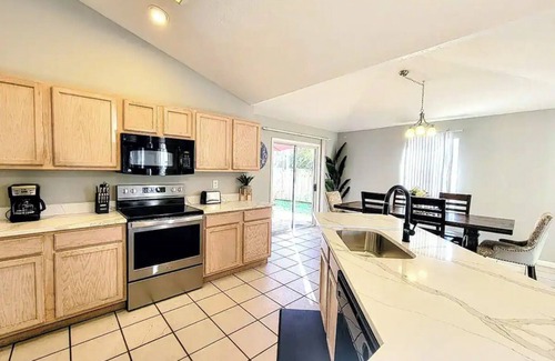 St. Augustine House | Just Beachy! Only 3 Minutes to Florida's #1 Beach