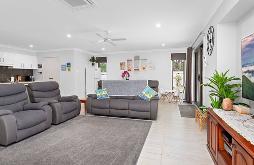 Shoalhaven Heads House | Just Chillin, the ultimate retreat nestled in the serene seaside town of Shoalhaven Heads