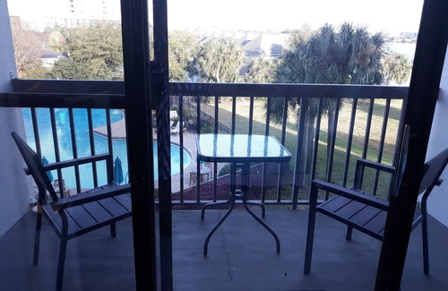 Fort Walton Beach Apartment | "Just For You" studio apartment