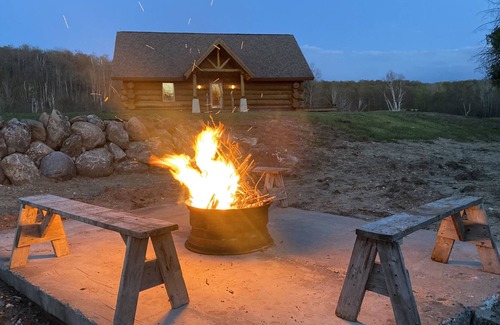 Gaylord House | Just Listed! Golfers Retreat!